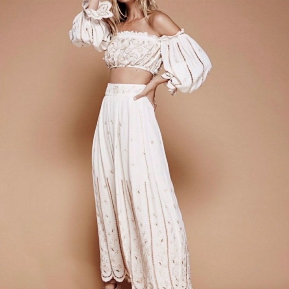 ISO this Free People “My Forever” TOP or set!!